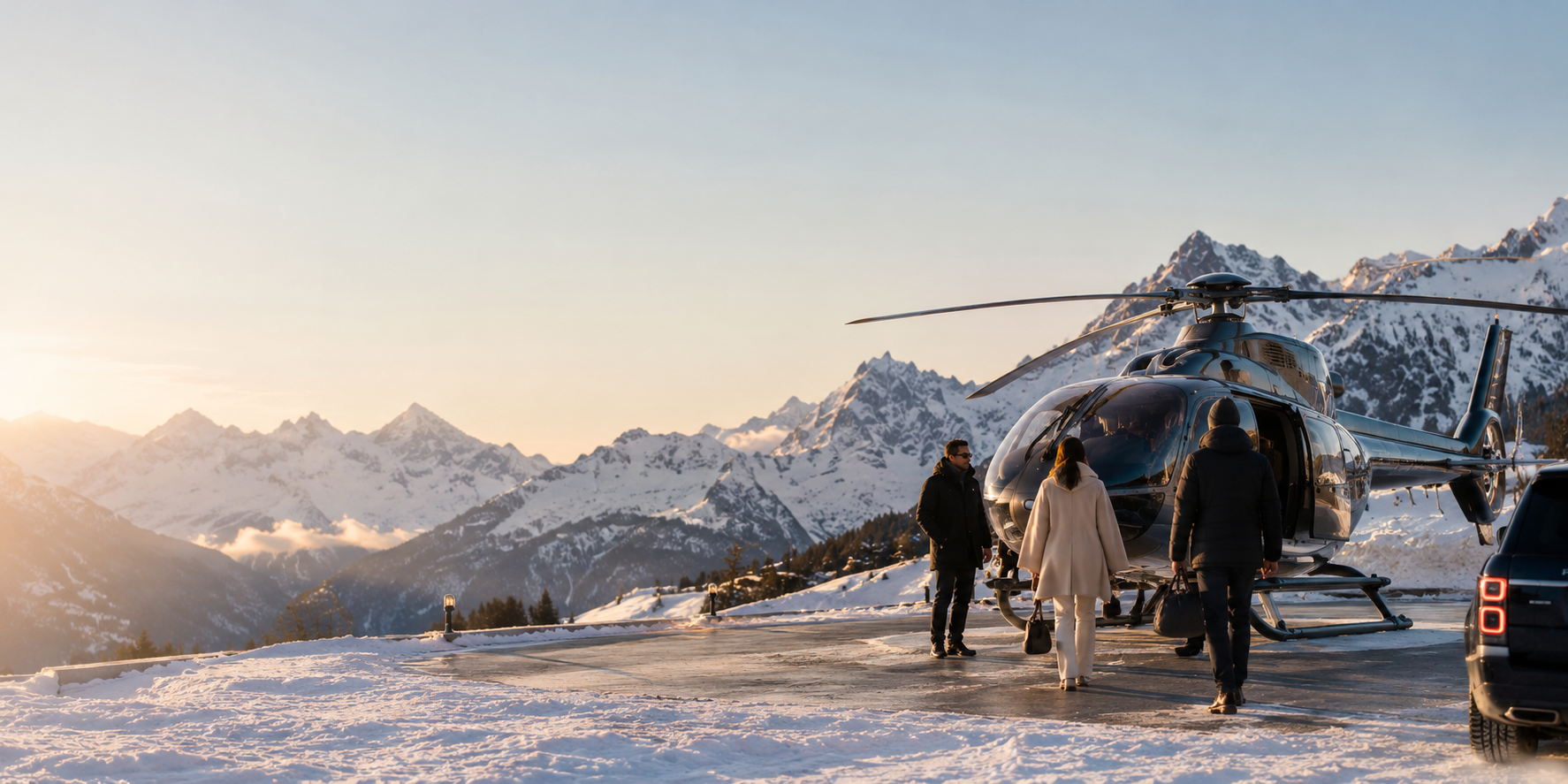 Courchevel’de kış mevsiminde Alp dağları ve kayak bölgesinin görünümü