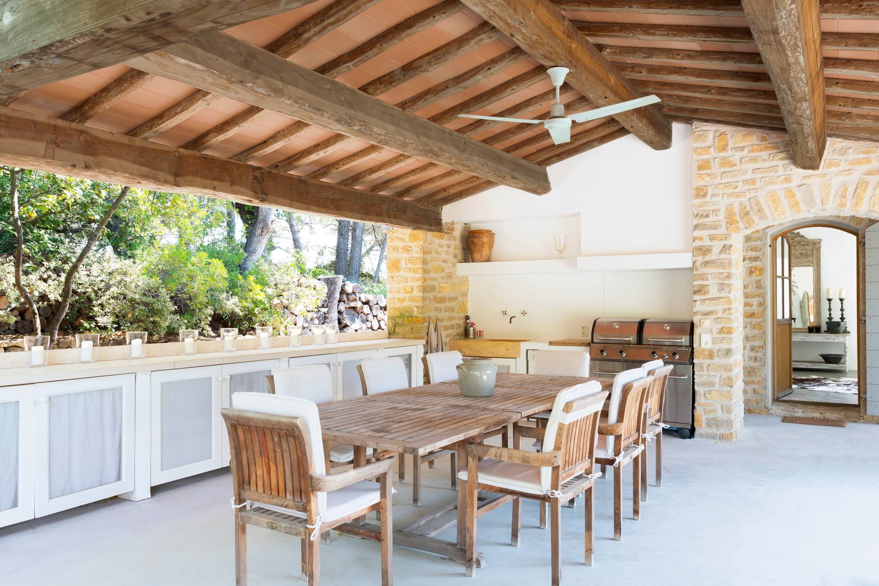 Le Castellet — 6