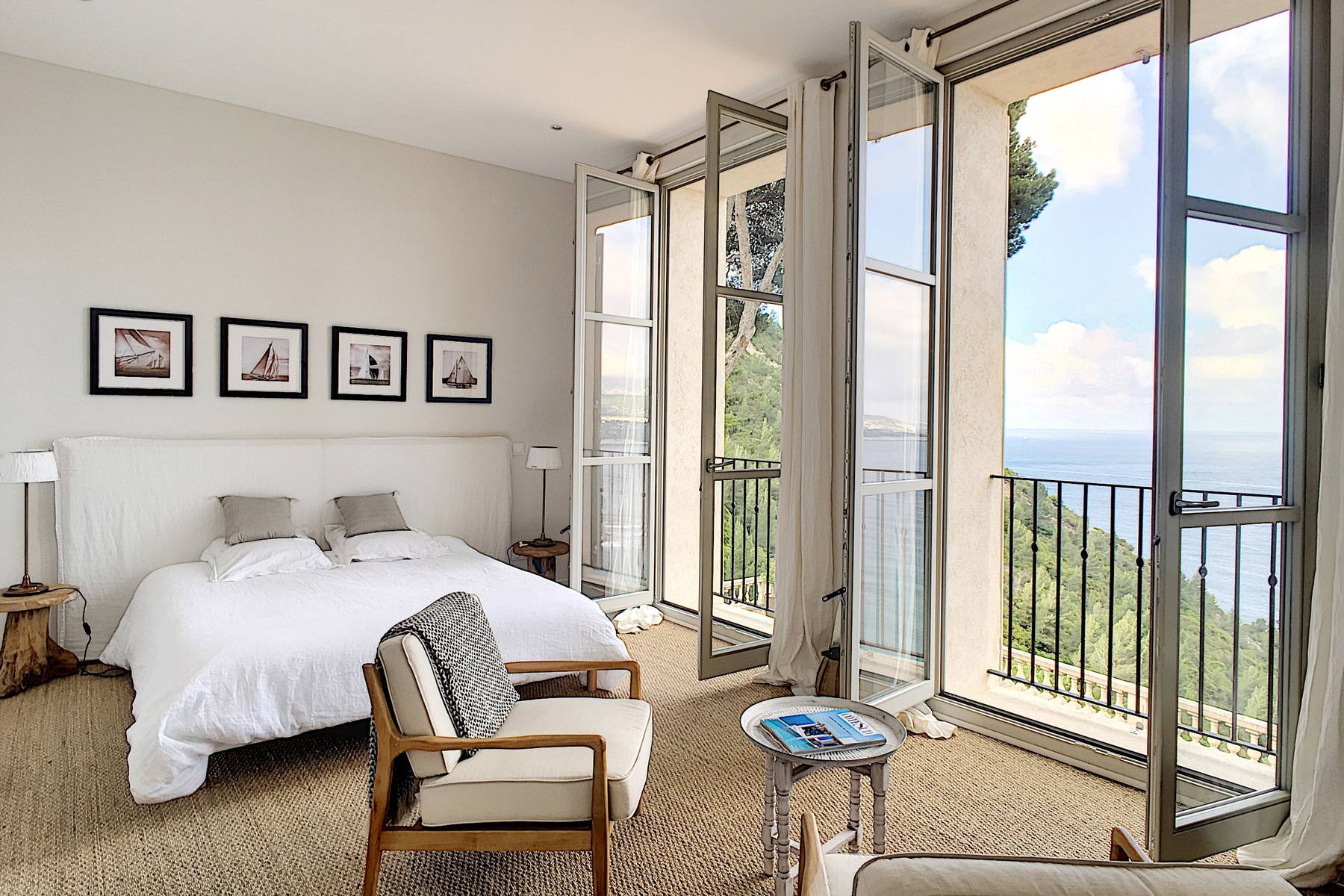 Le Chateau des Calanques — 2