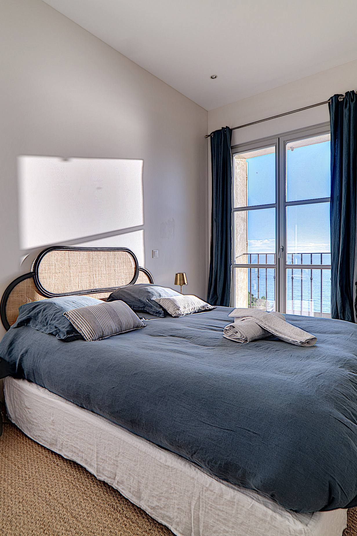 Le Chateau des Calanques — 7