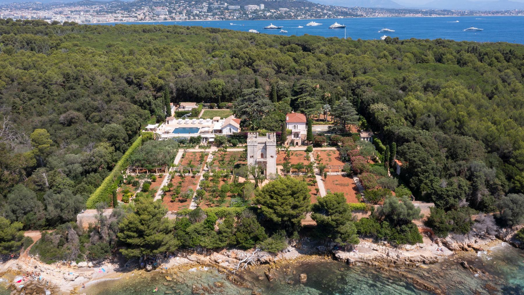 Lerins Retreat — Cannes