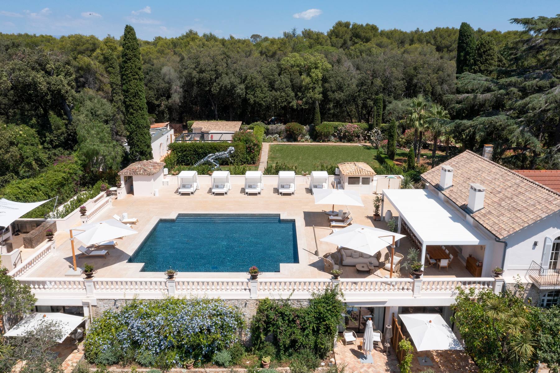 Lerins Retreat — 6