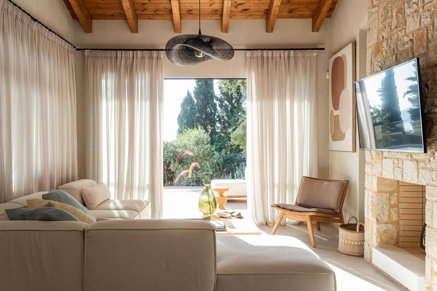 Villa Adonis — 3