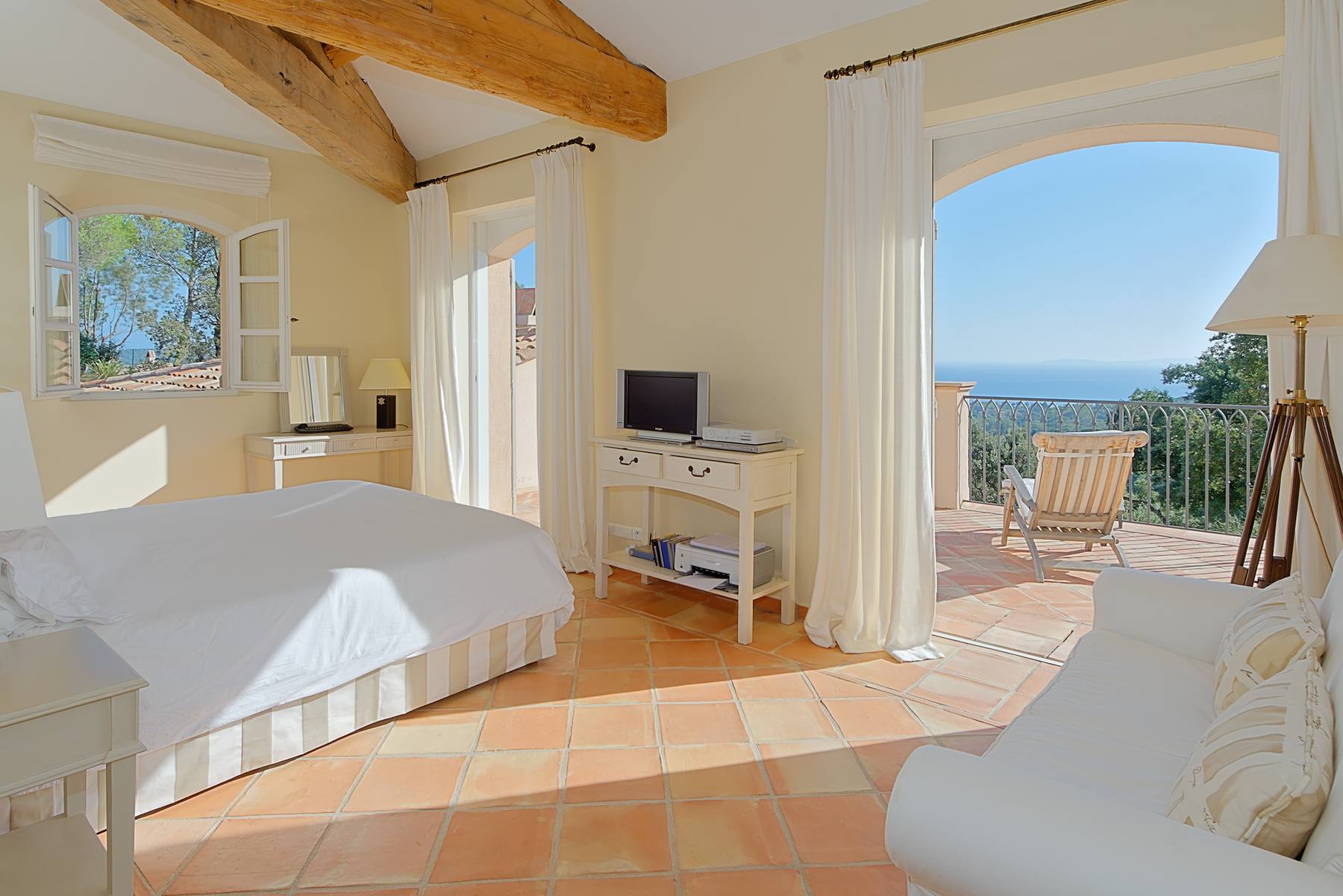 Villa Amelie — 8