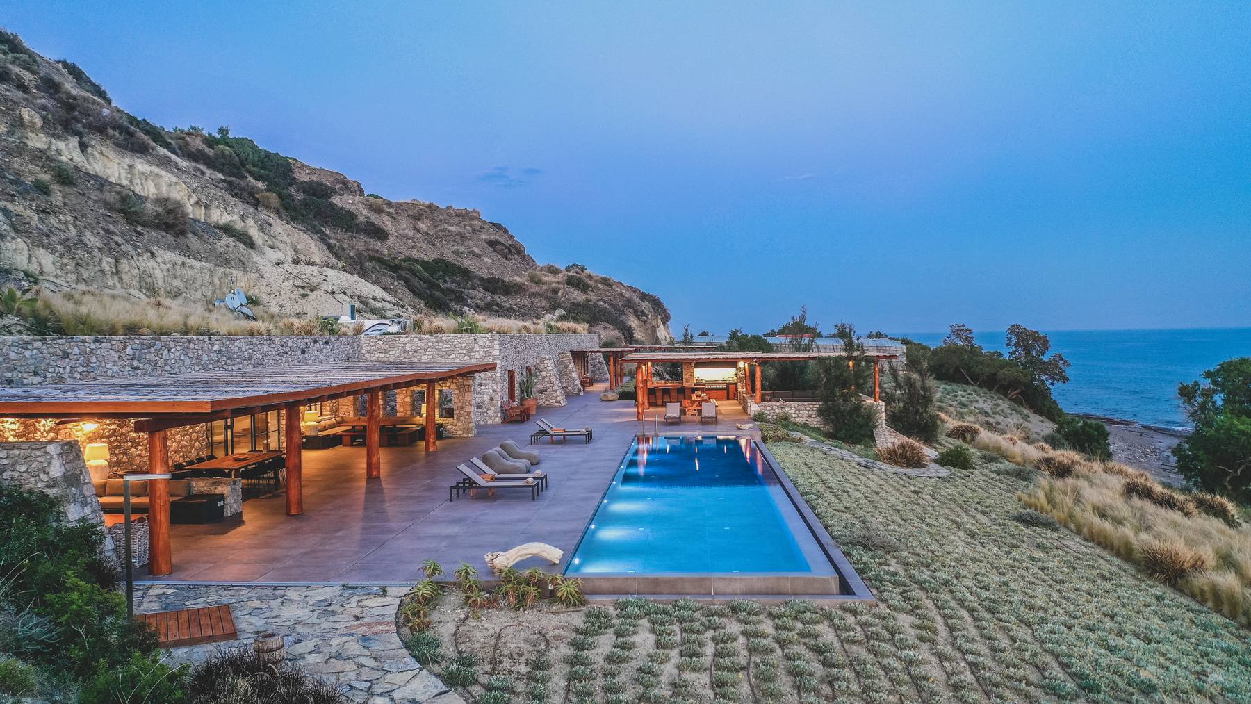 Villa Breeze East — 7