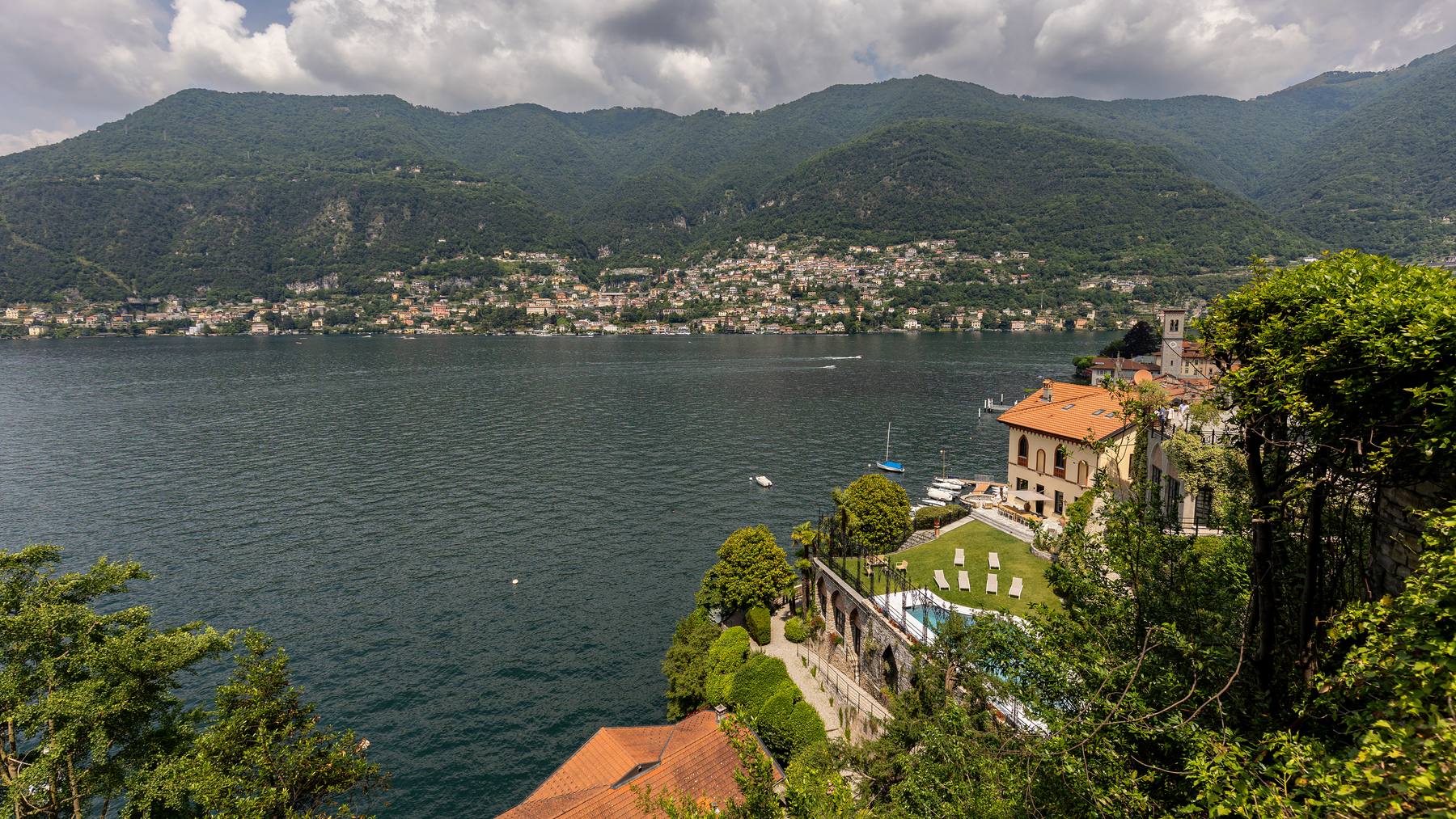 Villa du Lac — 2