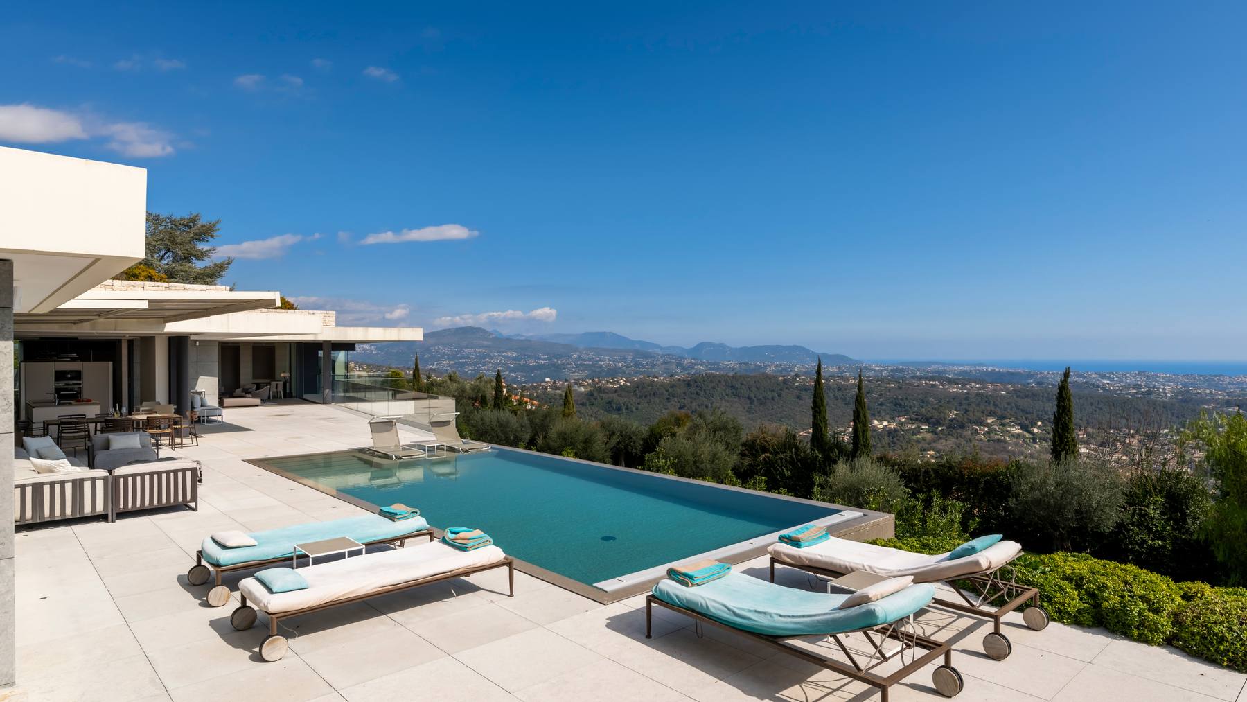 Villa Infinity — 3