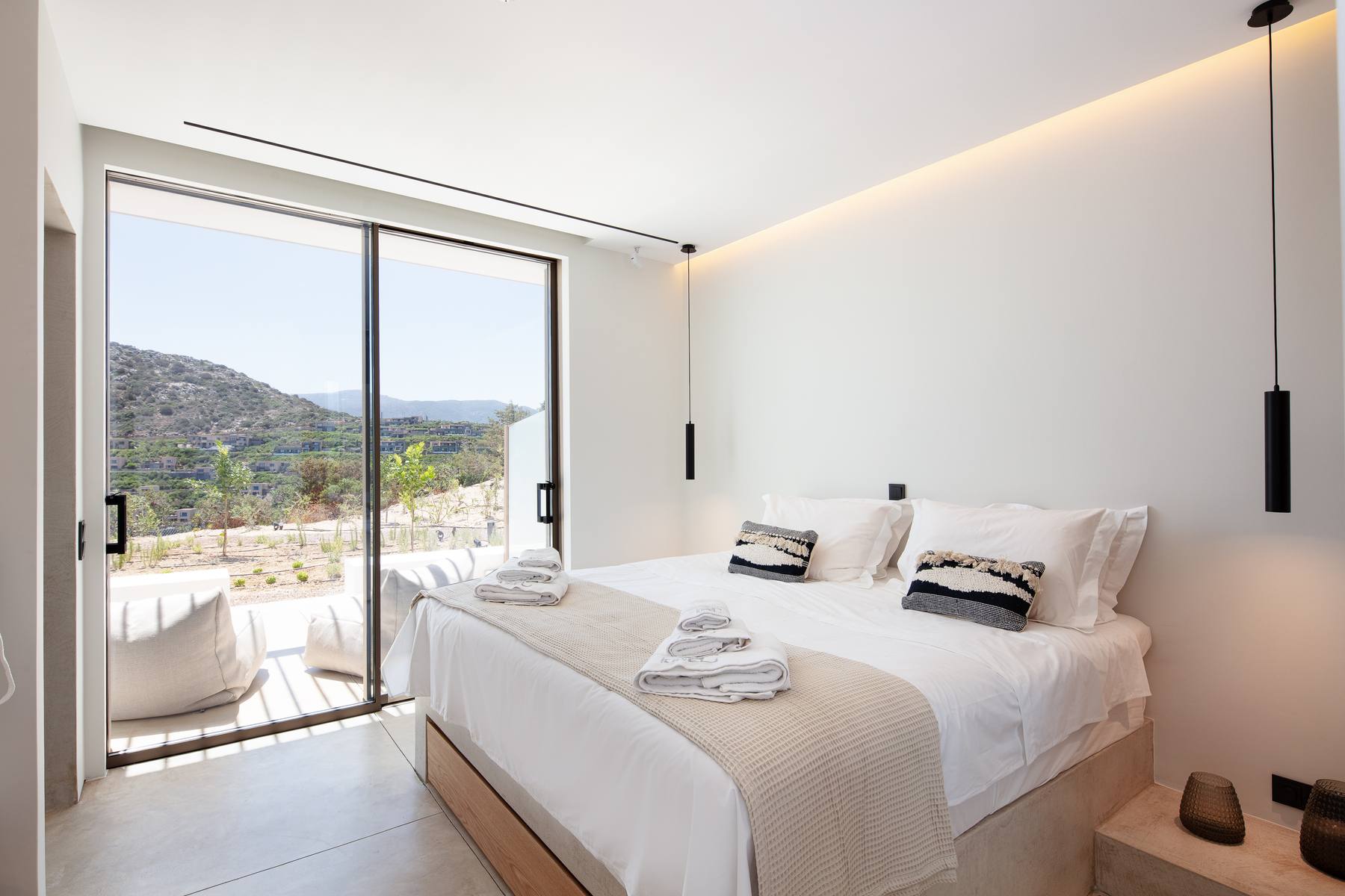 Villa Mirabello Bay — 8