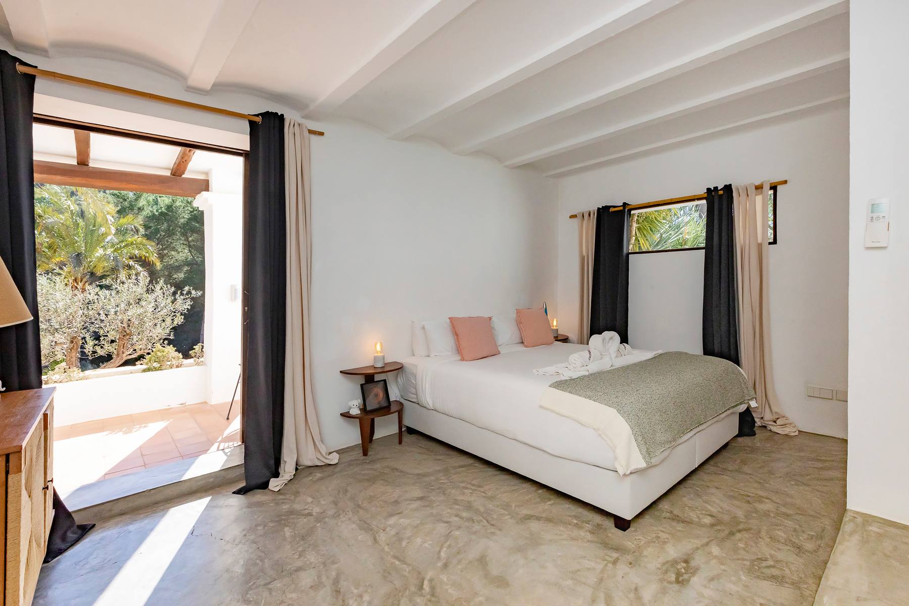 Villa Savasana — 10